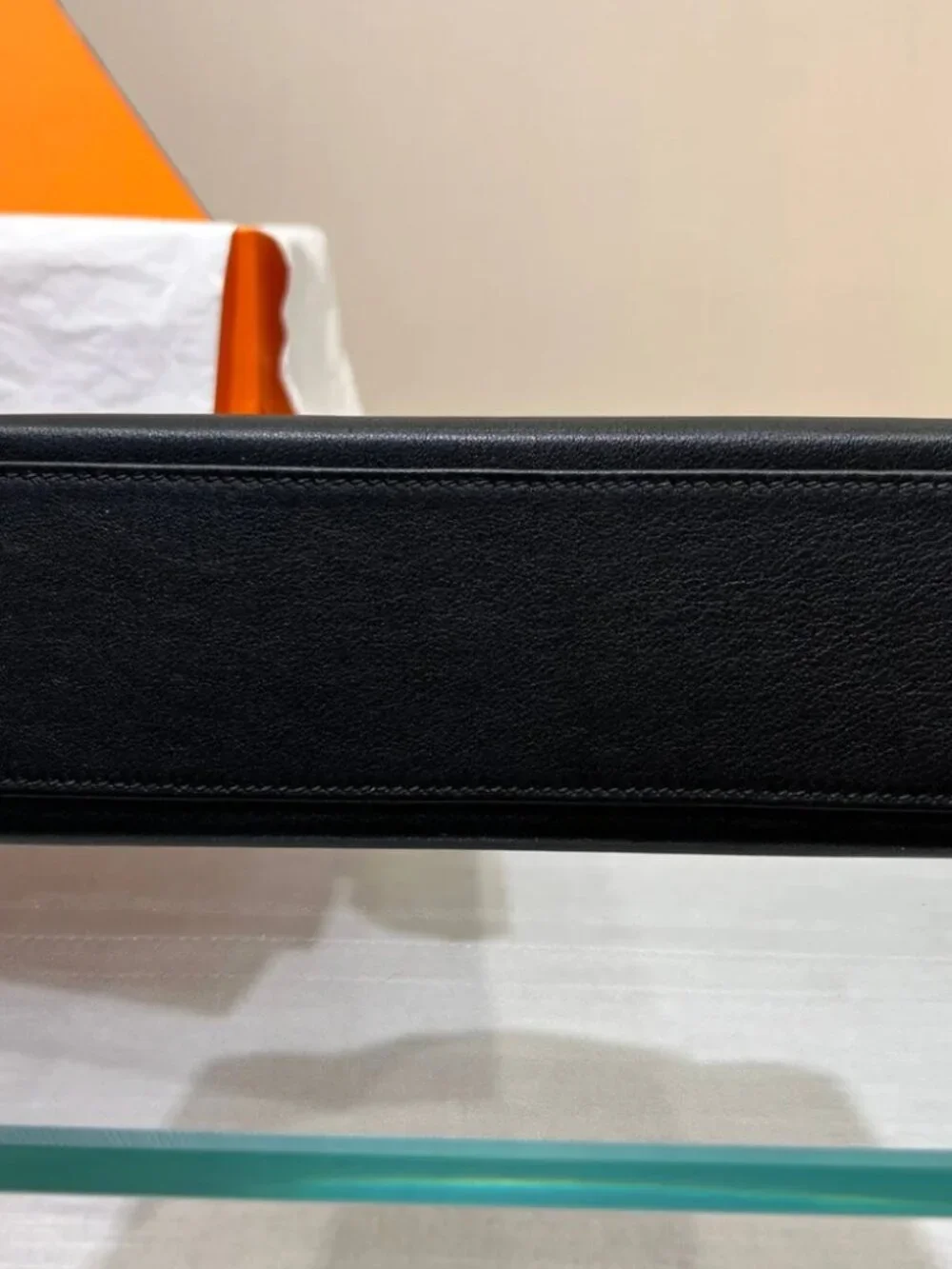 H Kelly pochette- swift, shw
